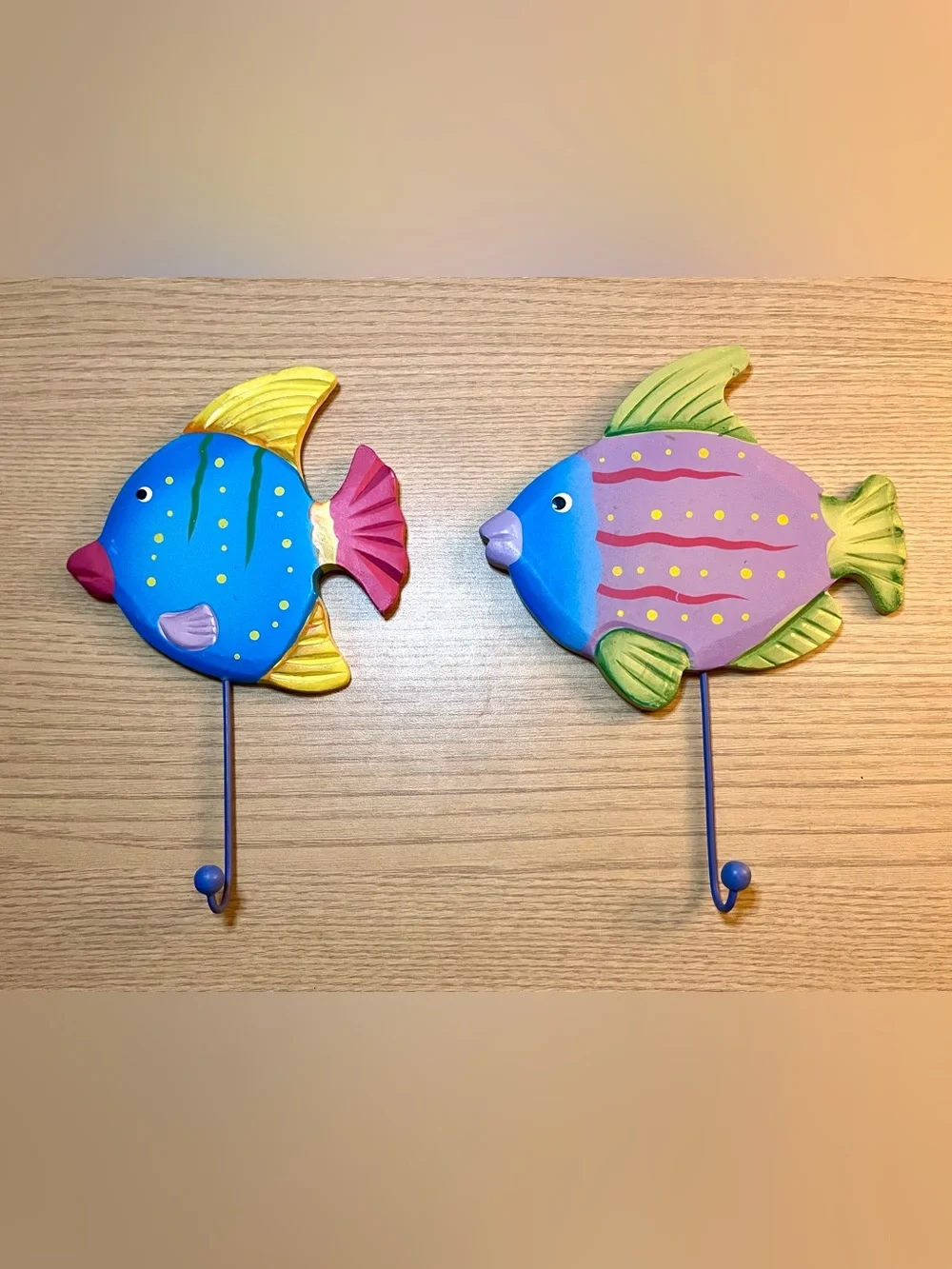 Set of 2 Tropical Fish Wall Hooks Wooden Colorful Beach House Towel Hangers 8